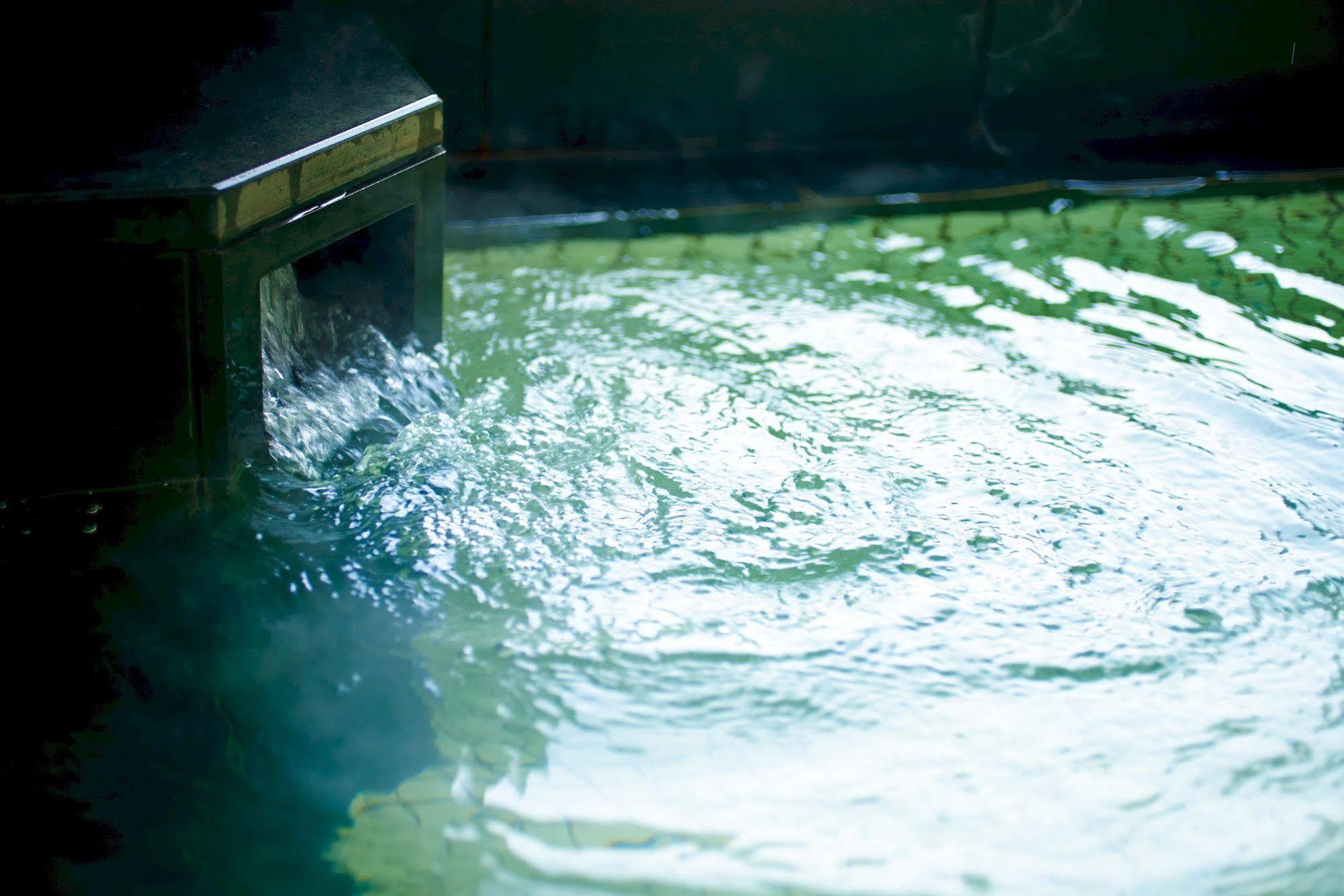 אוסקה Natural Hot Spring Midosuji Hotel מראה חיצוני תמונה